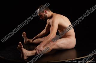 Sitting reference poses Orest
