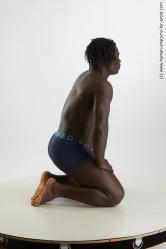 Kneeling reference poses Kato Abimbo