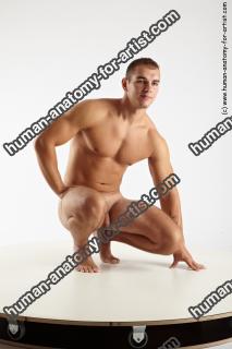 kneeling reference sergej 08