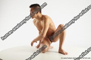kneeling reference ricardo 03
