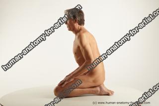 kneeling reference wendell 03