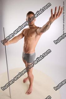 standing reference piero 11