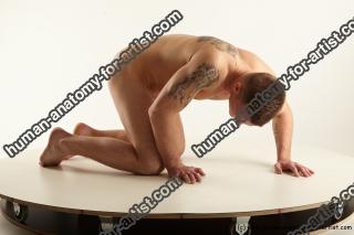 kneeling reference ramiro 07