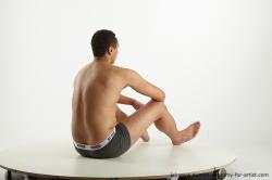 Sitting reference poses Waldo