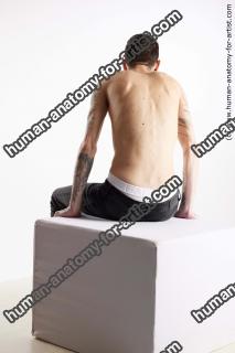 Sitting reference poses Dio