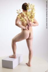 Standing reference poses Perrin